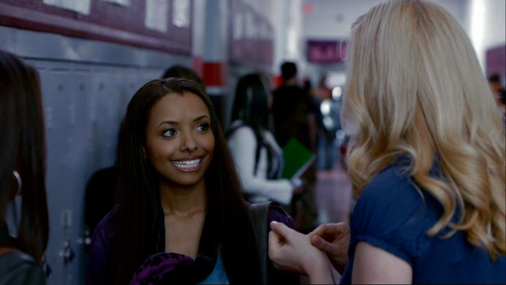 VampireDiariesWorld-dot-org_1x01Pilot_Captures00369.jpg VampireDiariesWorld-dot-org_1x01Pilot_Captures00369.jpg
