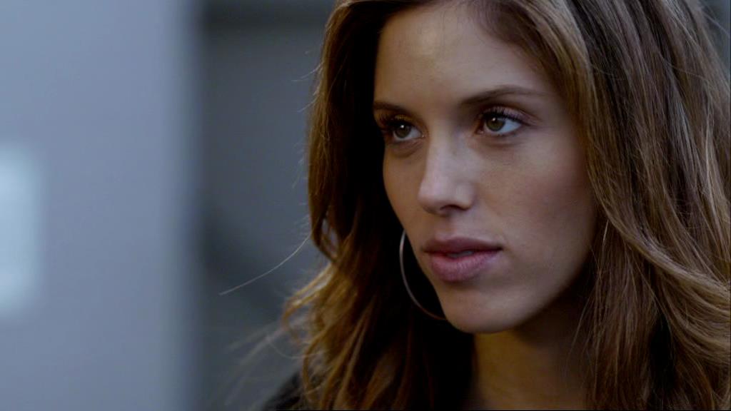VampireDiariesWorld-dot-org_1x01Pilot_Captures00404.jpg VampireDiariesWorld-dot-org_1x01Pilot_Captures00404.jpg