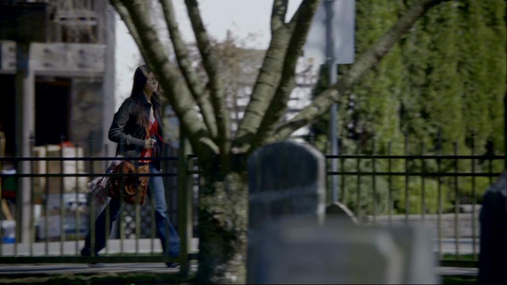 VampireDiariesWorld-dot-org_1x01Pilot_Captures00666.jpg