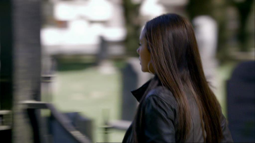 VampireDiariesWorld-dot-org_1x01Pilot_Captures00678.jpg