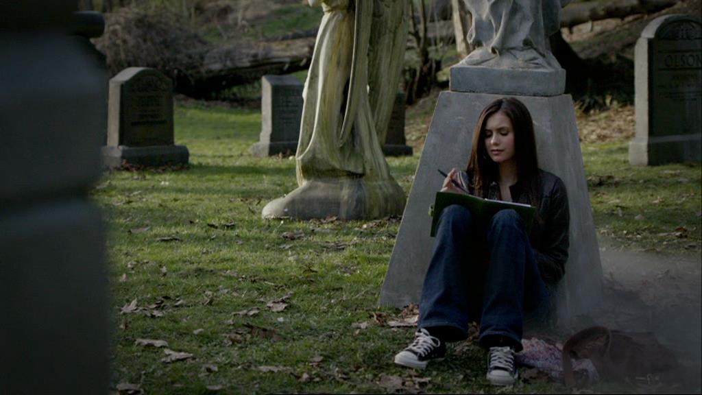 VampireDiariesWorld-dot-org_1x01Pilot_Captures00726.jpg