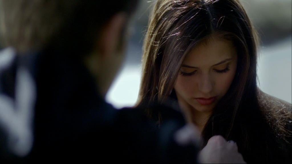 VampireDiariesWorld-dot-org_1x01Pilot_Captures00844.jpg VampireDiariesWorld-dot-org_1x01Pilot_Captures00844.jpg