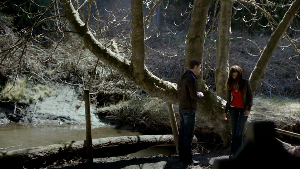 VampireDiariesWorld-dot-org_1x01Pilot_Captures00885.jpg