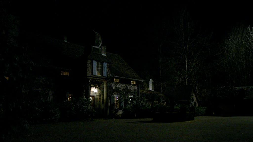 VampireDiariesWorld-dot-org_1x01Pilot_Captures00915.jpg
