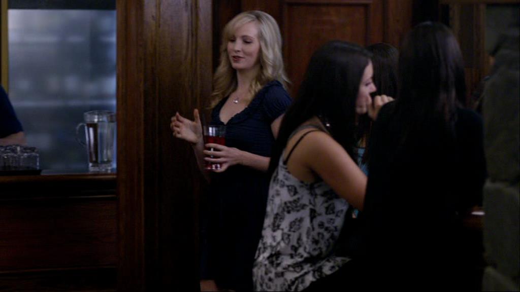 VampireDiariesWorld-dot-org_1x01Pilot_Captures00998.jpg VampireDiariesWorld-dot-org_1x01Pilot_Captures00998.jpg
