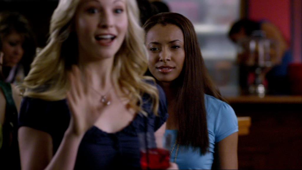 VampireDiariesWorld-dot-org_1x01Pilot_Captures01015.jpg VampireDiariesWorld-dot-org_1x01Pilot_Captures01015.jpg