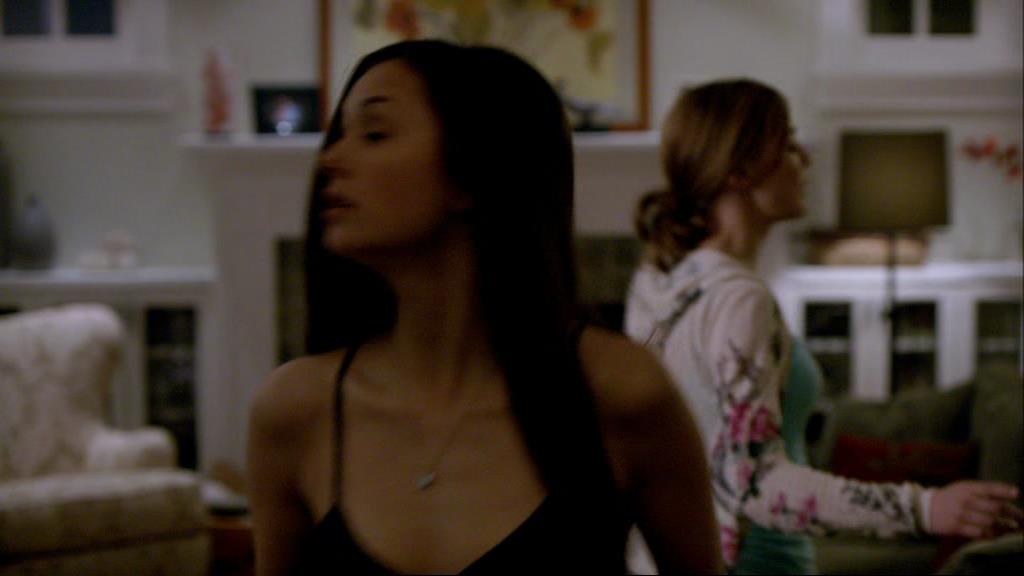 VampireDiariesWorld-dot-org_1x01Pilot_Captures01020.jpg
