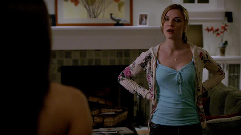 VampireDiariesWorld-dot-org_1x01Pilot_Captures01028.jpg