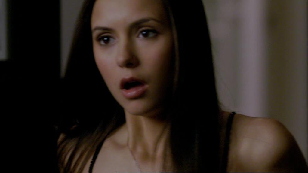 VampireDiariesWorld-dot-org_1x01Pilot_Captures01036.jpg VampireDiariesWorld-dot-org_1x01Pilot_Captures01036.jpg