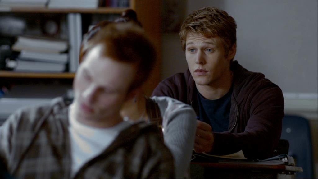 VampireDiariesWorld-dot-org_1x01Pilot_Captures01333.jpg