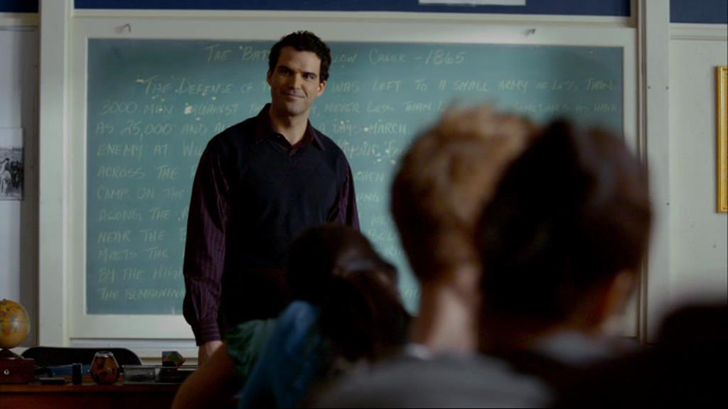 VampireDiariesWorld-dot-org_1x01Pilot_Captures01341.jpg
