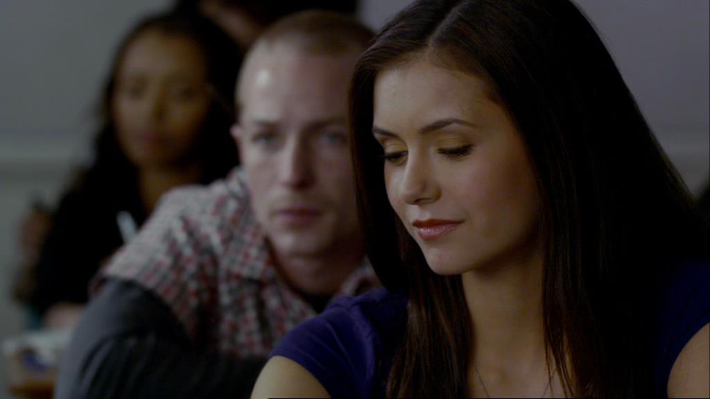 VampireDiariesWorld-dot-org_1x01Pilot_Captures01364.jpg