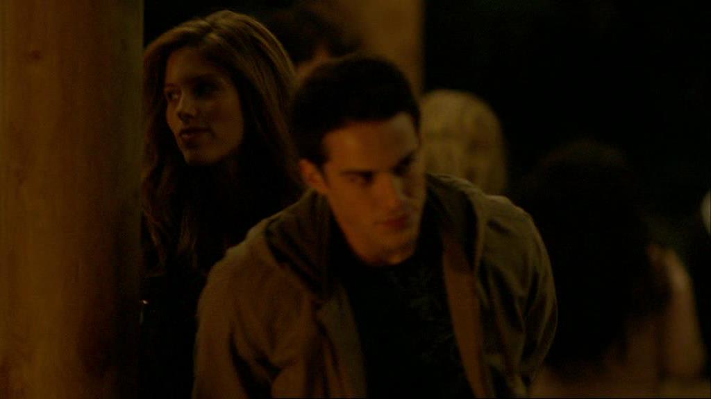 VampireDiariesWorld-dot-org_1x01Pilot_Captures01554.jpg