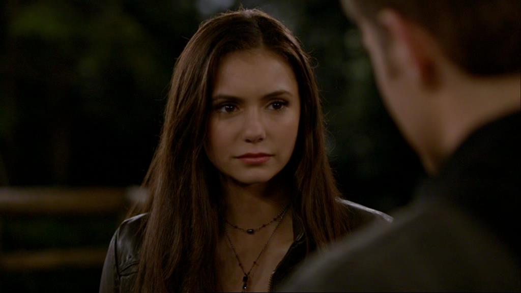 VampireDiariesWorld-dot-org_1x01Pilot_Captures01631.jpg VampireDiariesWorld-dot-org_1x01Pilot_Captures01631.jpg