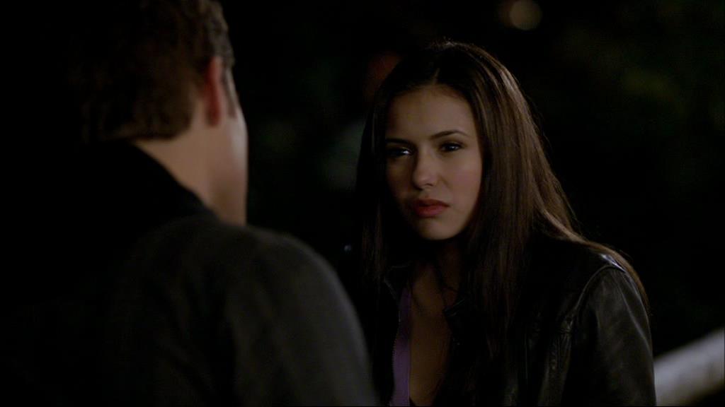VampireDiariesWorld-dot-org_1x01Pilot_Captures01701.jpg VampireDiariesWorld-dot-org_1x01Pilot_Captures01701.jpg