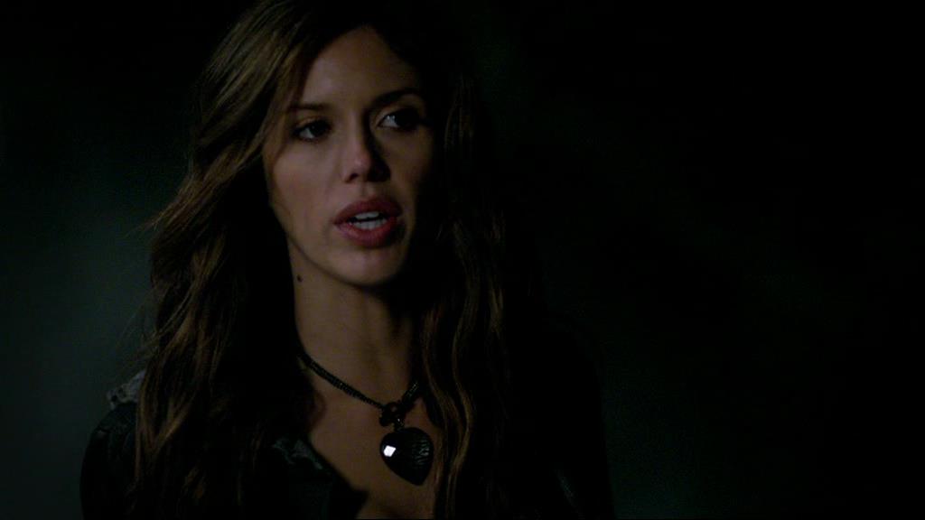 VampireDiariesWorld-dot-org_1x01Pilot_Captures01779.jpg