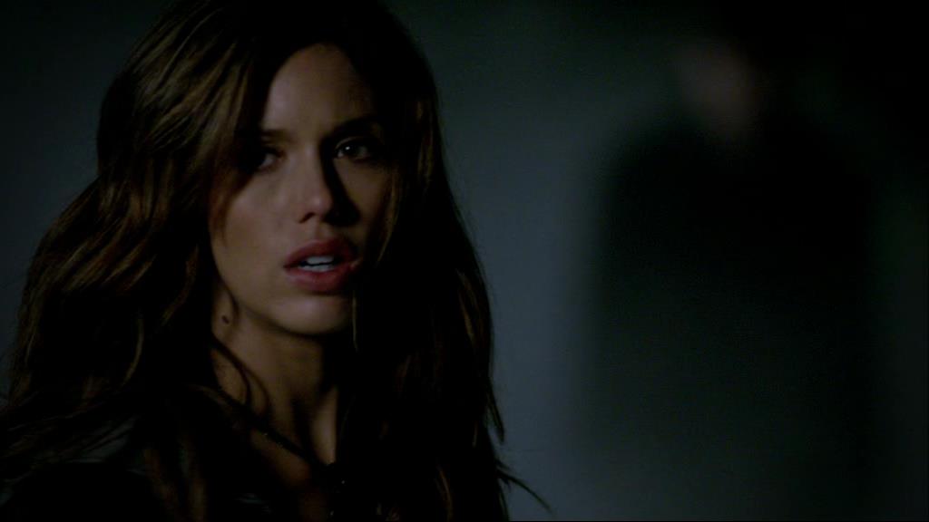 VampireDiariesWorld-dot-org_1x01Pilot_Captures01785.jpg