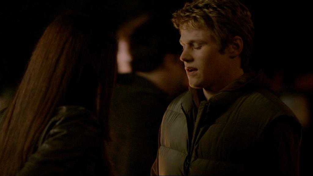 VampireDiariesWorld-dot-org_1x01Pilot_Captures01802.jpg