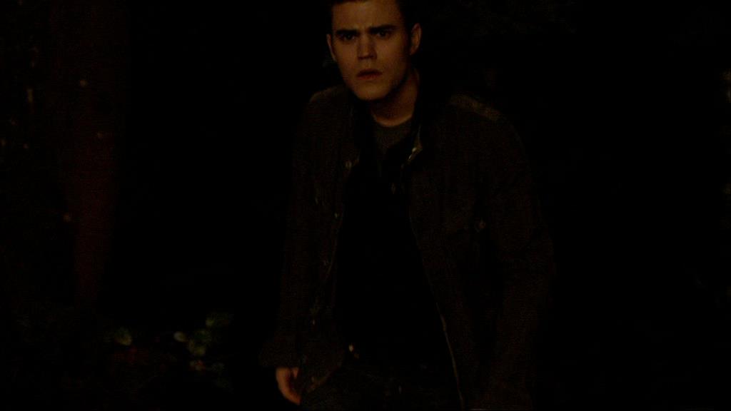 VampireDiariesWorld-dot-org_1x01Pilot_Captures01805.jpg