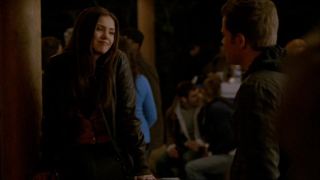 VampireDiariesWorld-dot-org_1x01Pilot_Captures01872.jpg