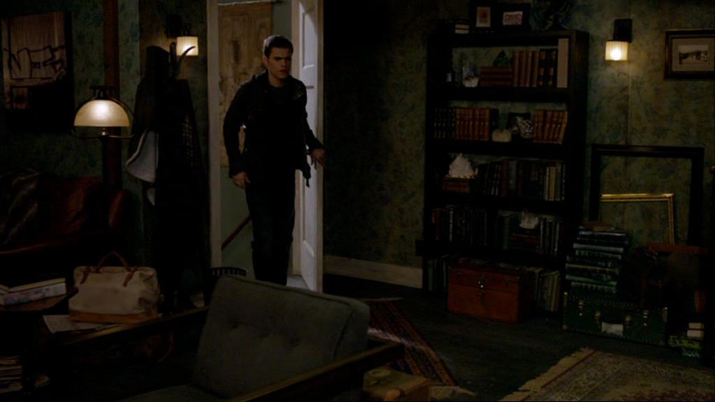 VampireDiariesWorld-dot-org_1x01Pilot_Captures01962.jpg