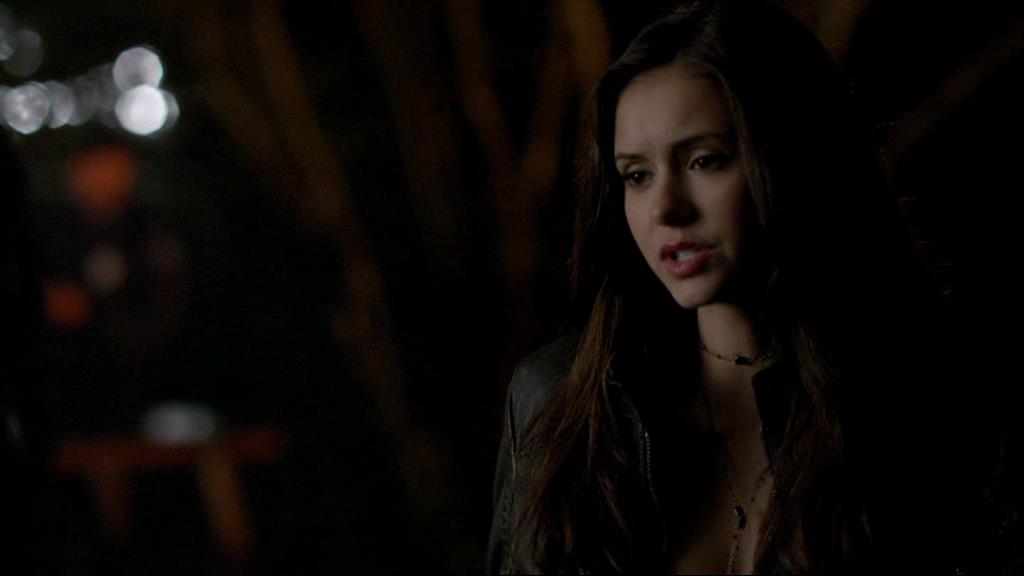 VampireDiariesWorld-dot-org_1x01Pilot_Captures02095.jpg