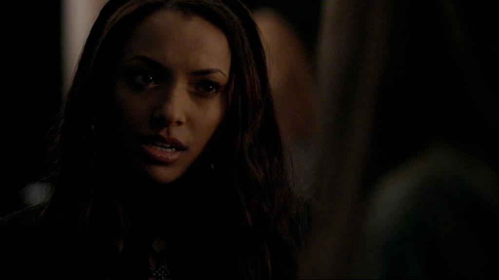 VampireDiariesWorld-dot-org_1x01Pilot_Captures02108.jpg