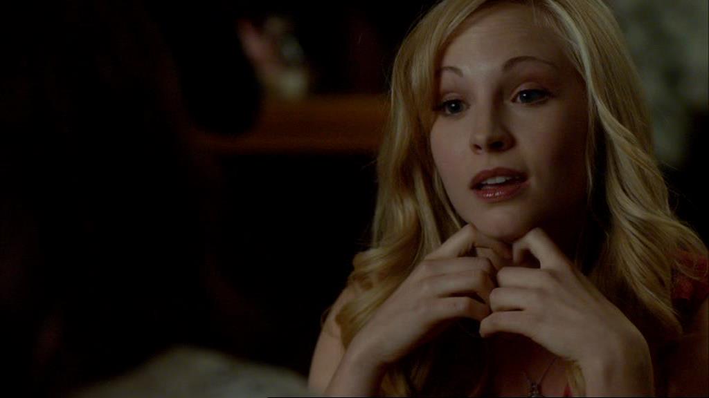 VampireDiariesWorld-dot-org_1x01Pilot_Captures02359.jpg VampireDiariesWorld-dot-org_1x01Pilot_Captures02359.jpg