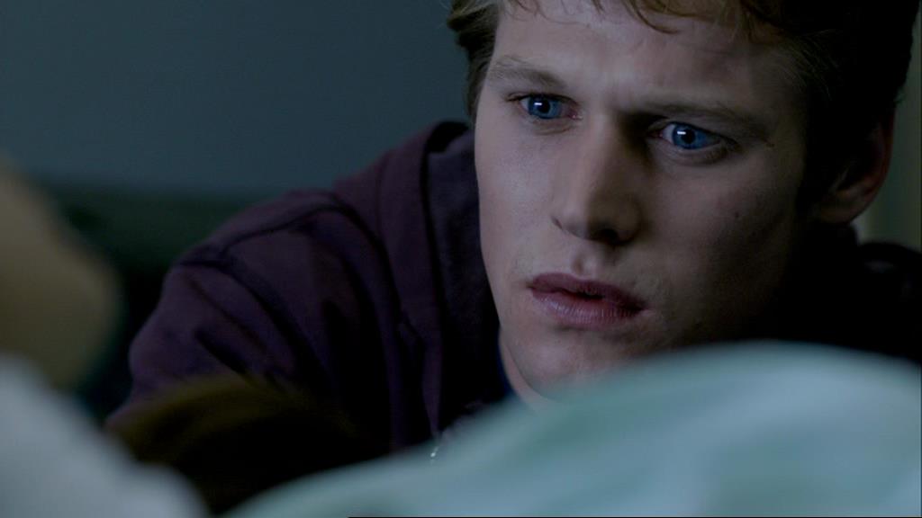 VampireDiariesWorld-dot-org_1x01Pilot_Captures02417.jpg VampireDiariesWorld-dot-org_1x01Pilot_Captures02417.jpg