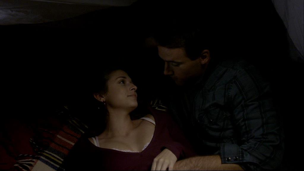 VampireDiariesWorld_dot_org-1x02TheNightOfTheComet00024.jpg