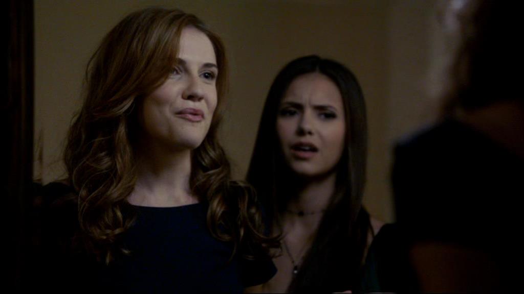 VampireDiariesWorld_dot_org-1x02TheNightOfTheComet00166.jpg VampireDiariesWorld_dot_org-1x02TheNightOfTheComet00166.jpg