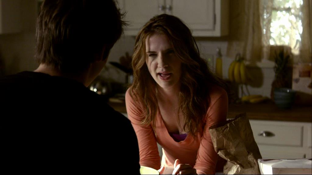 VampireDiariesWorld_dot_org-1x02TheNightOfTheComet00682.jpg VampireDiariesWorld_dot_org-1x02TheNightOfTheComet00682.jpg