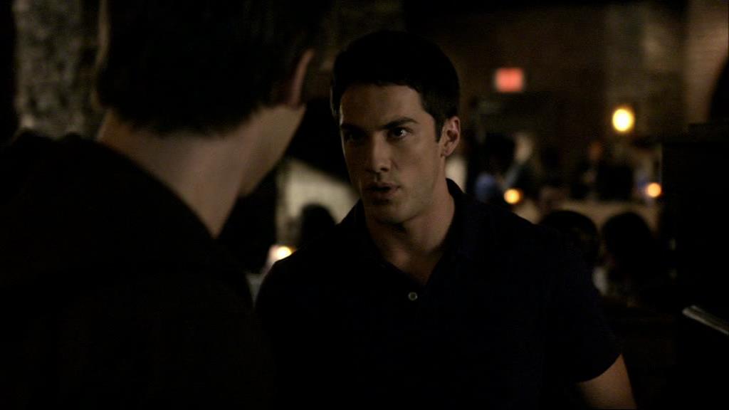 VampireDiariesWorld_dot_org-1x02TheNightOfTheComet01355.jpg