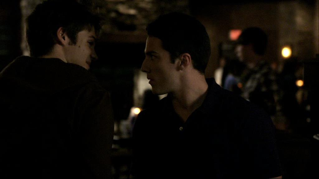 VampireDiariesWorld_dot_org-1x02TheNightOfTheComet01358.jpg