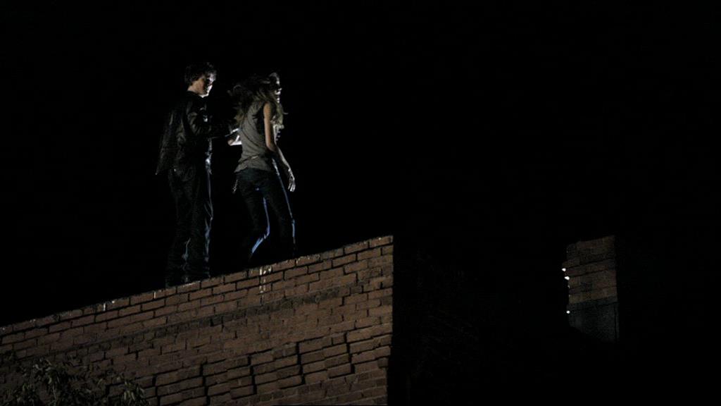 VampireDiariesWorld_dot_org-1x02TheNightOfTheComet01711.jpg