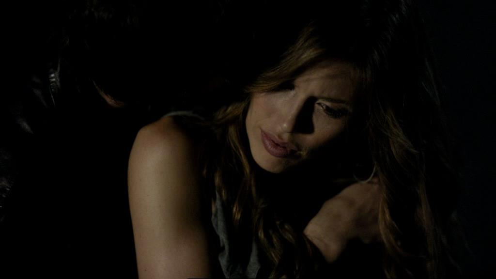 VampireDiariesWorld_dot_org-1x02TheNightOfTheComet01901.jpg VampireDiariesWorld_dot_org-1x02TheNightOfTheComet01901.jpg