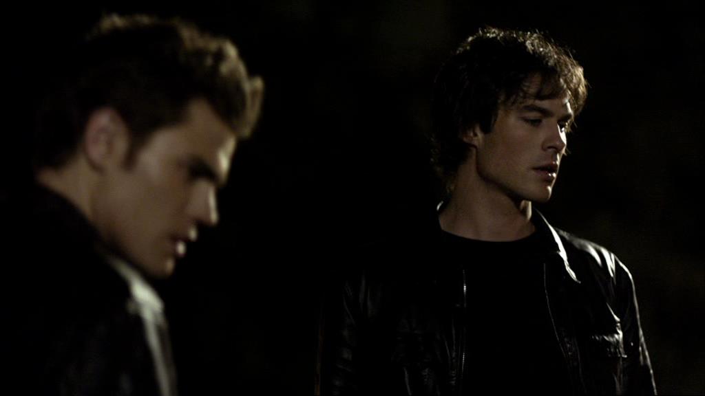 VampireDiariesWorld_dot_org-1x02TheNightOfTheComet01920.jpg
