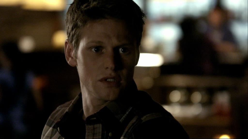VampireDiariesWorld_dot_org-1x02TheNightOfTheComet01963.jpg
