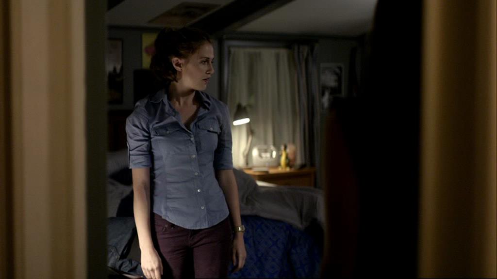 VampireDiariesWorld_dot_org-1x02TheNightOfTheComet02045.jpg