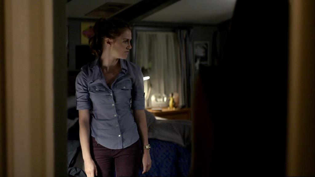 VampireDiariesWorld_dot_org-1x02TheNightOfTheComet02046.jpg