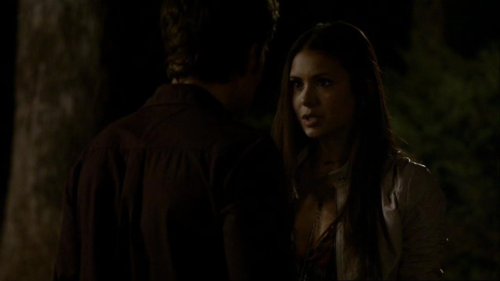 VampireDiariesWorld_dot_org-1x02TheNightOfTheComet02265.jpg VampireDiariesWorld_dot_org-1x02TheNightOfTheComet02265.jpg