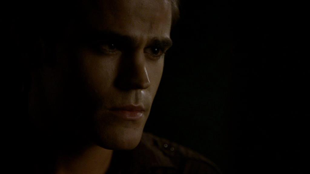 VampireDiariesWorld_dot_org-1x02TheNightOfTheComet02324.jpg