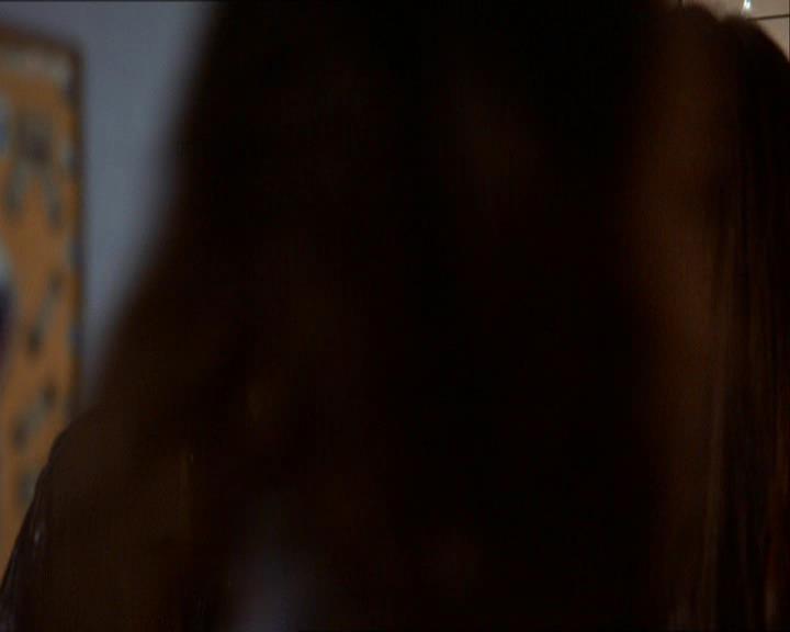 VampireDiariesWorld_dot_org-1x03FridayNightBites0308.jpg