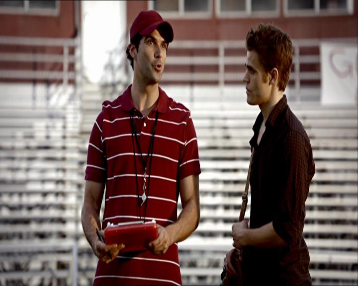 VampireDiariesWorld_dot_org-1x03FridayNightBites0513.jpg