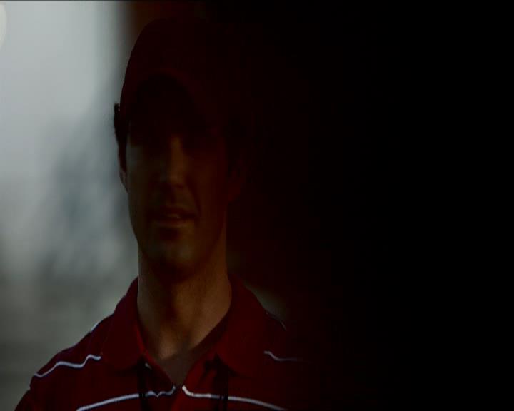 VampireDiariesWorld_dot_org-1x03FridayNightBites0515.jpg