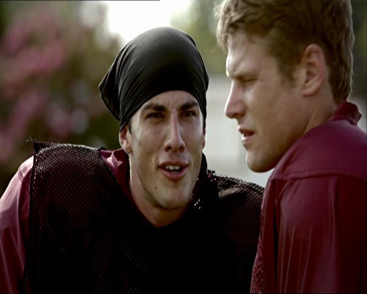 VampireDiariesWorld_dot_org-1x03FridayNightBites0535.jpg
