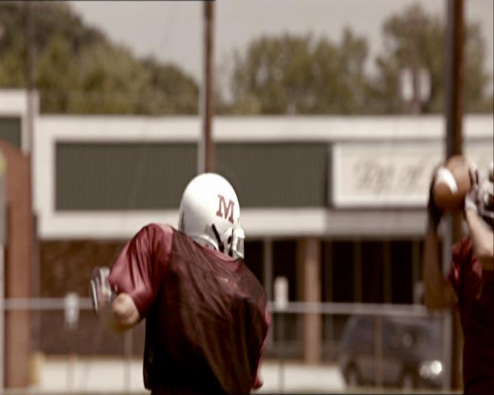 VampireDiariesWorld_dot_org-1x03FridayNightBites0646.jpg VampireDiariesWorld_dot_org-1x03FridayNightBites0646.jpg