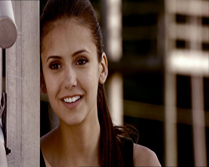 VampireDiariesWorld_dot_org-1x03FridayNightBites0649.jpg VampireDiariesWorld_dot_org-1x03FridayNightBites0649.jpg