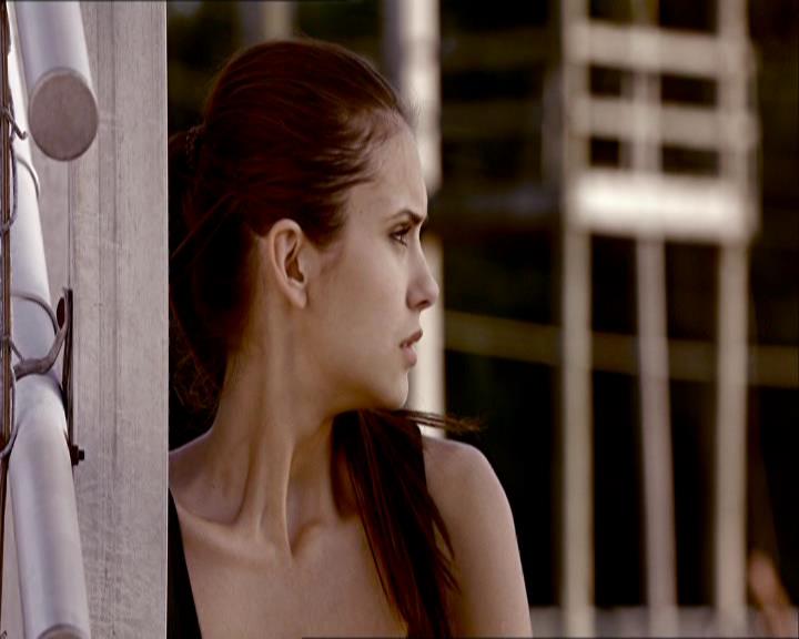 VampireDiariesWorld_dot_org-1x03FridayNightBites0669.jpg VampireDiariesWorld_dot_org-1x03FridayNightBites0669.jpg