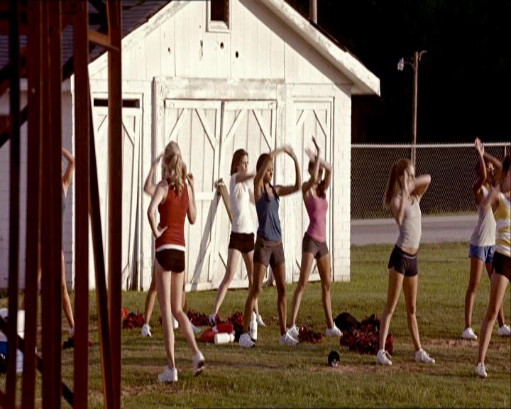 VampireDiariesWorld_dot_org-1x03FridayNightBites0671.jpg